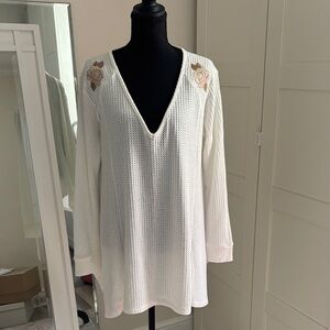 Altar'd State Cream Waffle Knit V-Neck Tunic with Floral Shoulder Embroidery